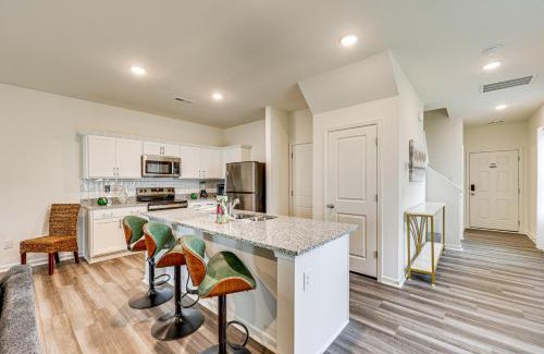 Wilson County House | Screened Patio Townhome 3 Mi to Dtwn Wilson!