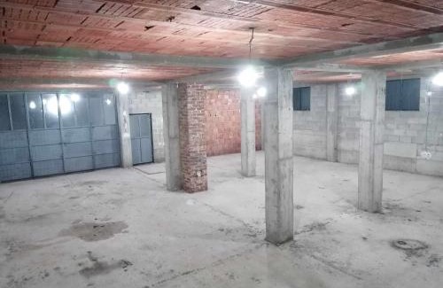 Kumanovo House | Se Izdava Magacinski Prostor