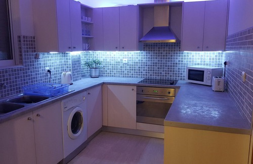 Alikanas Apartment | Sea Breeze Apartment
