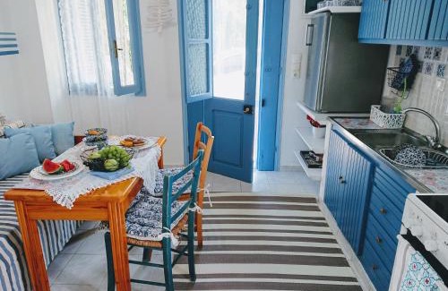 Mochlos House | ~ Sea Breeze covered house ~