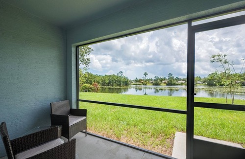 Palm Harbor Cottage | Sea Breeze Lake Villa Unit B