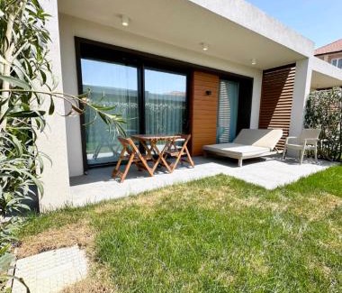 Nardaran Apartment | Sea Breeze White Villa