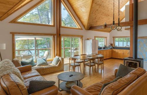 Sonora Island Ski Chalet | Sea Chalet - Oceanfront Cabin