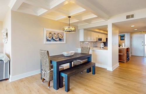 Bethany Beach Condo | Sea Colony 2nd floor condo with pools, tennis/pickle ball courts, fitness center