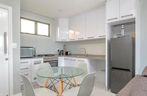 La Mercy Apartment | Sea De La Vie 25 by Host Agents