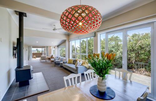Haumoana House | Sea Deck Haven - Hastings Holiday Home