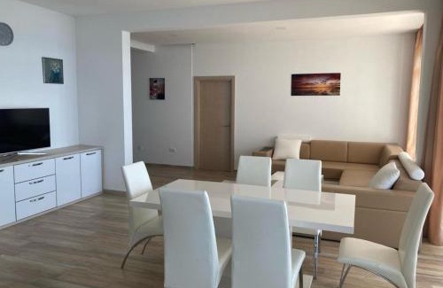 Bar Apartment | Sea Dreams Apartments