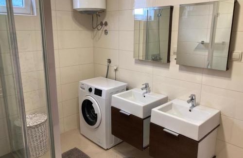 Bar Apartment | Sea Dreams Apartments