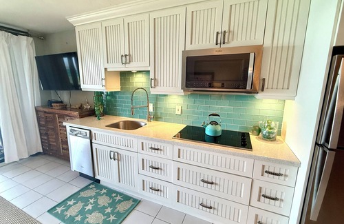 Red Hook Condo | SEA GLASS at Sapphire Beach Unit E-206 - great views of STJ and BVIs!