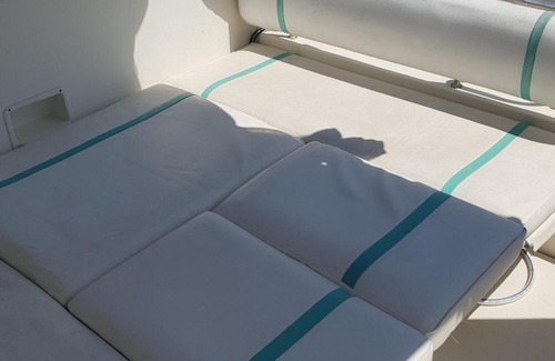 Le Chateau Boat Rental | Sea Guesthouse