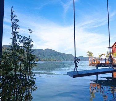 Bang Bao Bay House | Sea House Koh Chang
