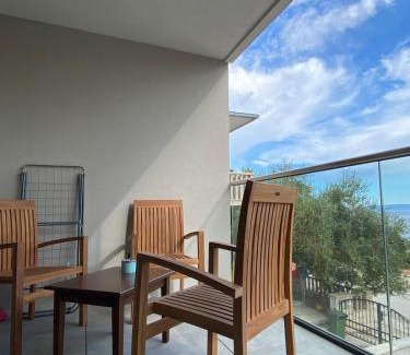 Brela Bed & Breakfast | Sea House Resort