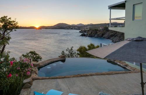 Nazareth Villa | Sea La Vie - Waterfront St Thomas Escape with Pool