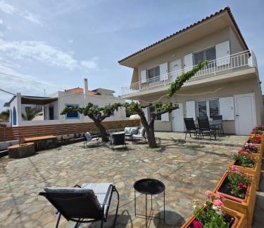 Ayia Anna House | Sea Lilly