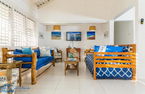 Silver Sands House | Sea Miracle Villa/Beach Cottage