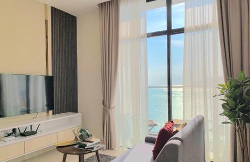 Downtown Kota Kinabalu Apartment | Sea Park LeSu 8 The Shore KK I 1 plus 1 Room 2-5 Pax 홈스테이