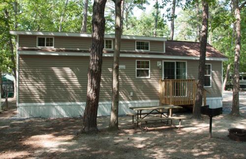 Cape May Court House Resort | Sea Pines Loft Cottage 7