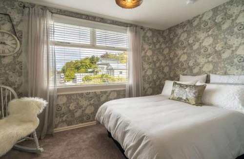 St. Clair Apartment | Sea Salt Apartment Dunedin 3 Bedrooms & Sea Views