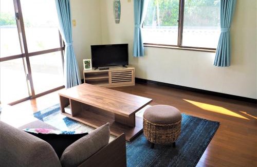 Tsuha House | Sea side house Ogimi
