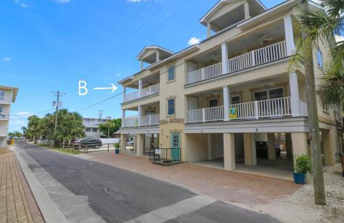 Tybee Island Villa | Sea Sight Villa B