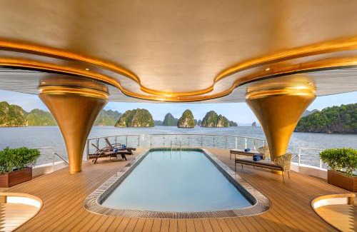 Bai Chay Boat Rental | Sea Stars Cruise Ha Long
