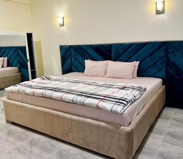 Kivukoni Apartment | SEA-VIEW 3-Bedroom/5-BEDS-APT
