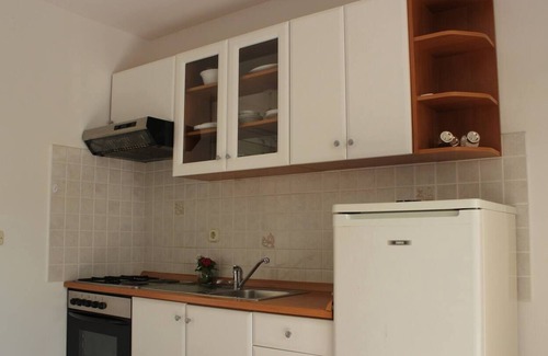 Lukoran Apartment | Sea View Apartment Ruza, sleeps 4