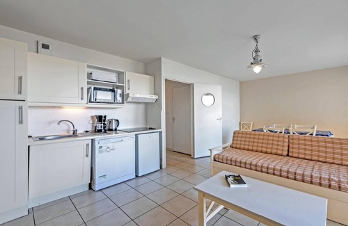 Plougonvelin Apartment | Sea-View Family Apartment