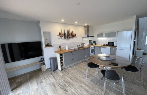 Siouville-Hague House | Sea view gîte with garden and terrace 300m from the beach and small shops