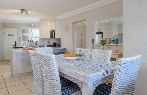 Ramsgate Apartment | Sea View Holiday Apartment. Walk to the Beach. Exclusive use roof-top deck.