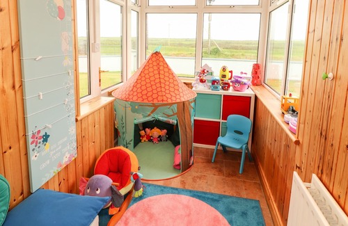 Creegh House | SEA VIEW LODGE, family friendly in Doonbeg, County Clare