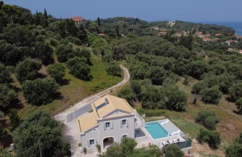 Astrakeri Villa | Sea View Private Pool Villa