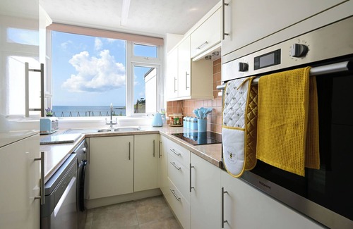 Marazion House | Sea Watch - New Launch ! Beachfront Gem With Amazing Unbeatable Views