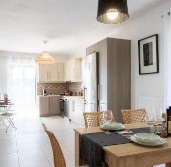Agii Apostoli Apartment | SeaAuraApartment