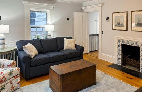Camden House | Seabreeze Manor