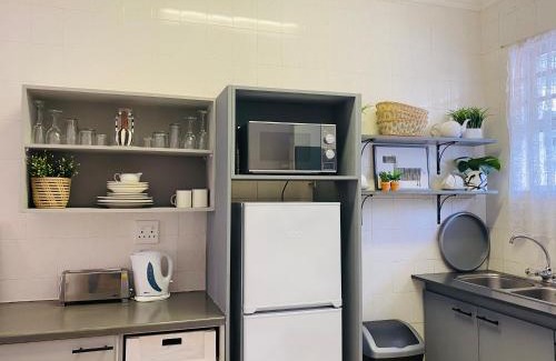 Margate Beach Apartment | Seabrook Vacations Suite 212