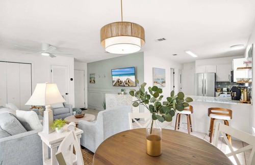 Seagrove Beach Condo | Seagrove Siesta at Beachwood Villages - Walk to Beach, Outdoor Pools & More!