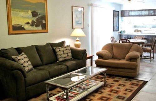 Corpus Christi Apartment | Seahorse Condominiums 105
