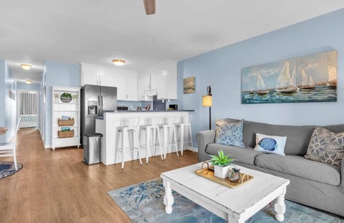 North Carolina Coast Apartment | Seas the Day in Carolina Beach