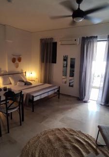 Paralia Porovitsis Apartment | Seaside Akrata's House