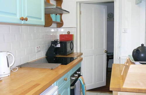 Scarborough Cottage | Seaside cottage with sea and harbour views: Sunday check in for 1 week stays