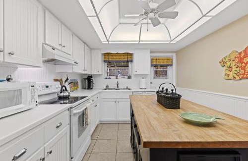 Wilbur-By-The-Sea House | Seaside Hideaway