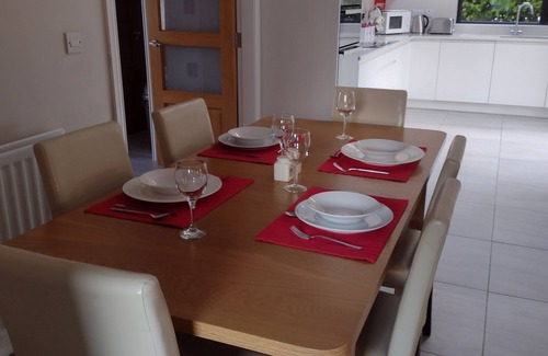 Newcastle House | Seaside home close to Mourne Mountains and accessible to main town centre