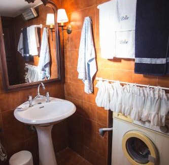 Kalyves Polygyrou House | Seaside Mikiverna Cozyhome
