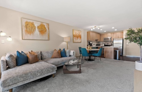 Marina del Rey Apartment | Seaside Serenity 1BR by the boats Marina Del Rey