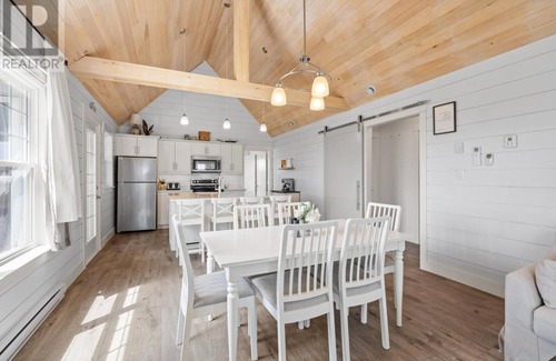 Murray Harbour North Cottage | Seaside Serenity: Your Perfect Coastal Retreat Awaits.