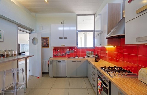 Schinias Villa | Seaside villa Hoopoe in Marathon-the garden is what separates you from the beach