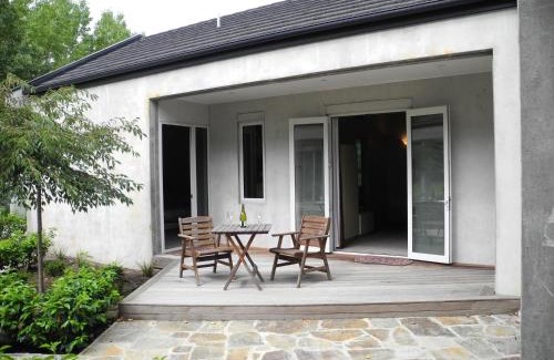 Swannanoa Bed & Breakfast | Seatonwood Villas