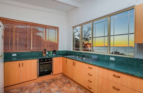 Seventeen Seventy Apartment | Seaview - Charming Two-Bedroom Home with Stunning Views of the Historic Bay of 1770