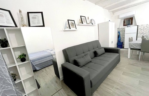 Nicotera Apartment | SeaView Nicotera Marina a stone's throw from Tropea